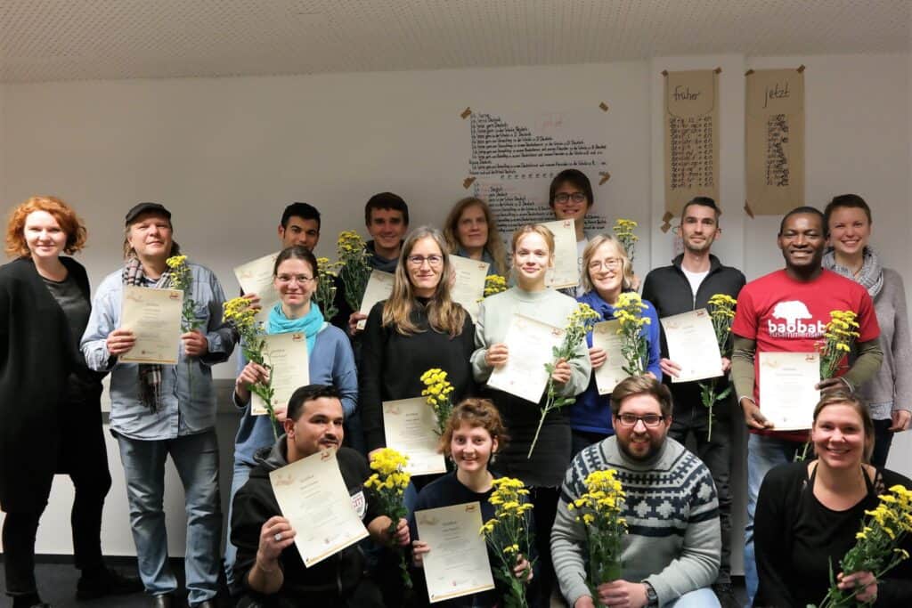 Wir freuen uns über neu ausgebildete Integrationslots_innen! 1 Integrationslots innen Nov.18