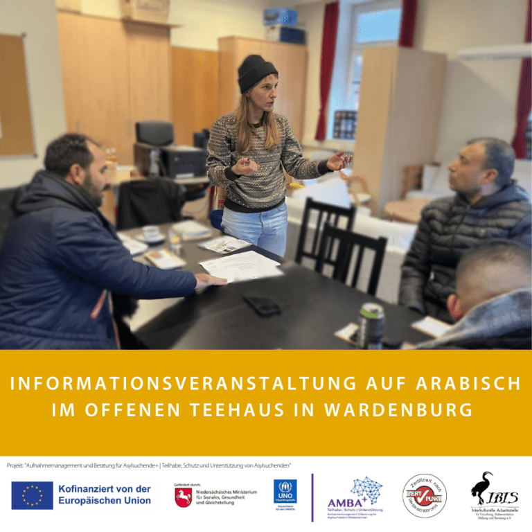 Informationsveranstaltung für Asylsuchende im Teehaus in Wardenburg mit Berater_innen von IBIS e.V.